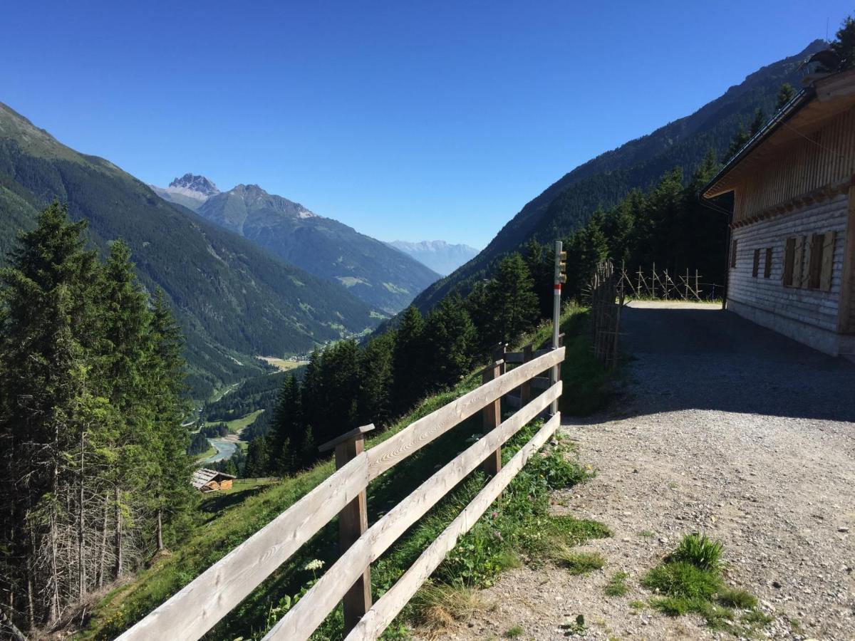 Apartment Jasmin Neustift im Stubaital Exteriör bild